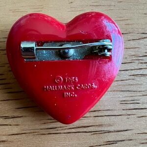 Vintage 1985 Hallmark Heart Pin
